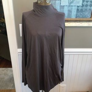 Lululemon Locarno Turtleneck, NWT, charcoal grey